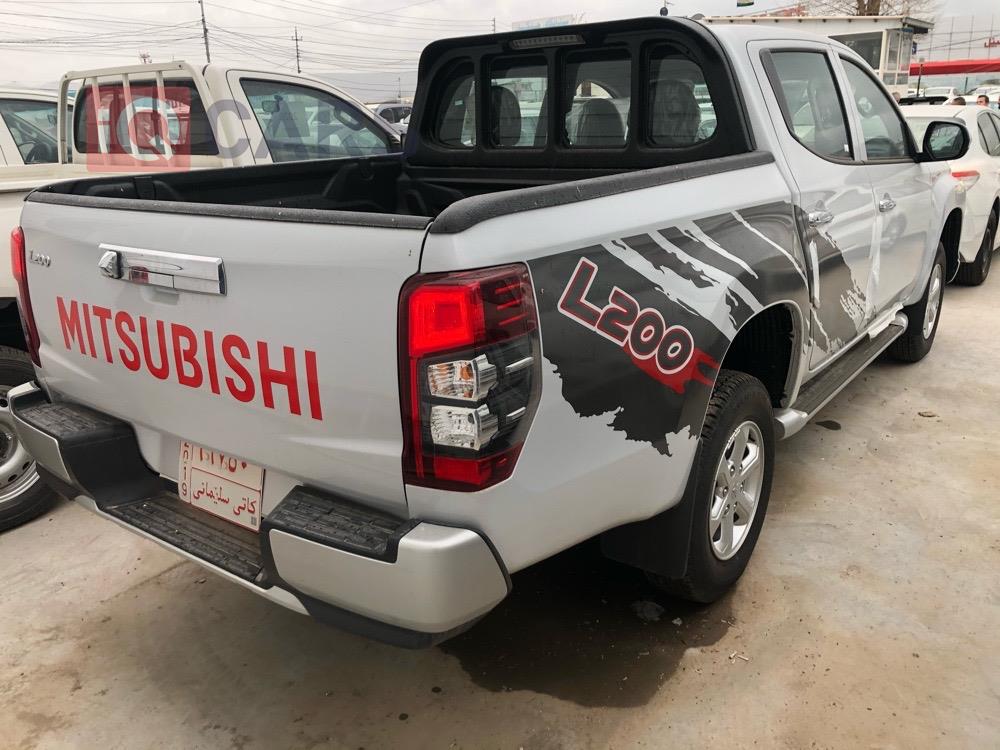 ميتسوبيشي L200